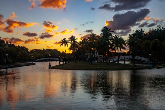 View of a sunset in Josone Park