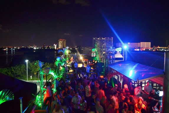 Sky Garden Night Club - Cancun