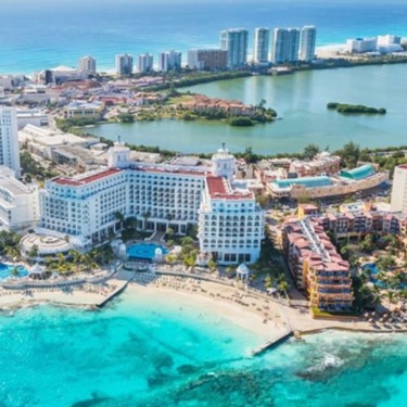 Cancun Hotel Zone - Riviera Maya - Mexico