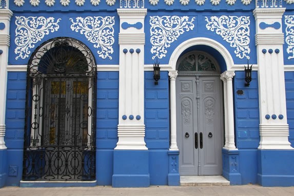 Facade of the House of Culture of Camaguey