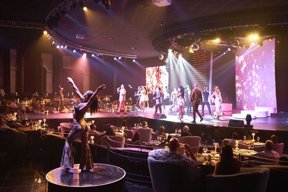 Chic Cabaret & Restaurant Picture 0