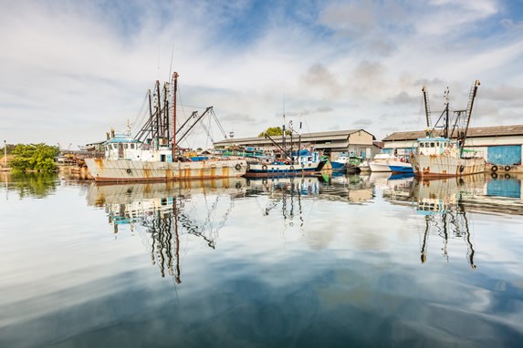 Embarcadero industrial en Cienfuegos