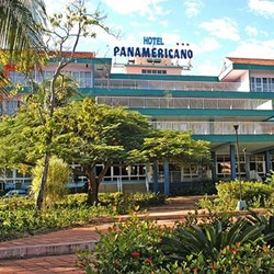 Facade of the Villa Panamericana hotel