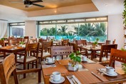 Flamingo Cancun Resort - View of hotel restaurant