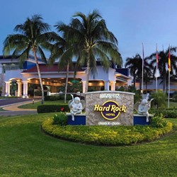 Entrance to the Hard Rock Hotel