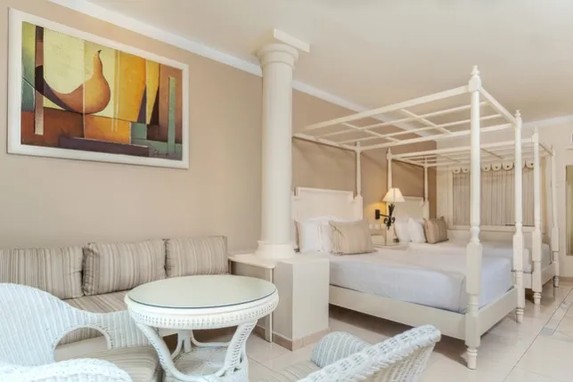 Aquamarine - Junior Suite con camas y sala