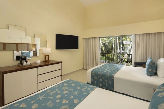 Impressive Punta Cana - habitación con dos camas