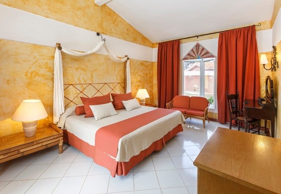 Sol Palmeras - Bungalow Suite with bed
