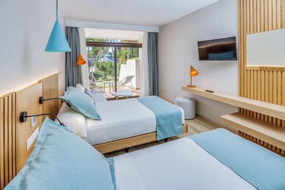 Sol Palmeras - Standard Room with two beds