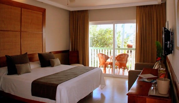 VIK Arena Blanca - habitación con balcón