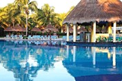 hotel pool bar