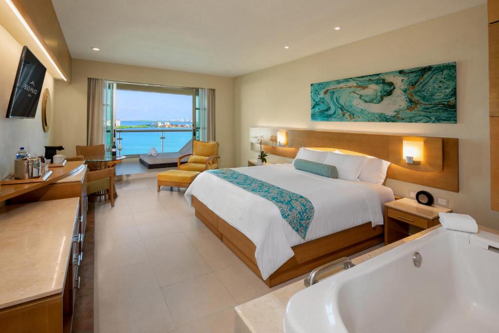 Superior Deluxe Lagoon View - Beach Palace Cancun