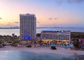 Vista del hotel Breathless Cancun Soul Resort 