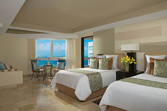 Deluxe Partial Sea Double- Dreams Sands Cancun