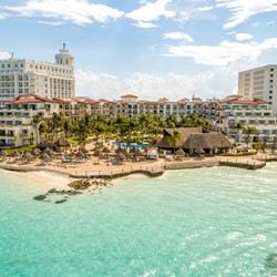 Vista aérea del hotel Fiesta Americana Cancun