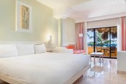 Room at the hotel Quetzal