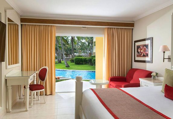 Deluxe Swim-Up Picture 1
