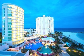 Aerial view of the Krystal Grand Cancun hotel
