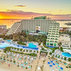 View of the Live Aqua Beach Resort Cancun hotel