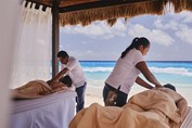Masajes en la playa del hotel 