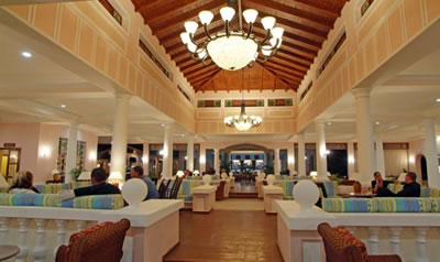 Lobby del Hotel Starfish Cayo Santa María