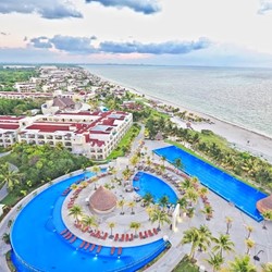 Aerial view of the hotel swimming pool