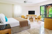 hotel room overlooking gardens