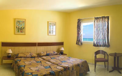 Room in Villa Los Pinos