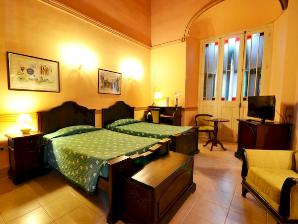 Conde de Villanueva - habitación estándar