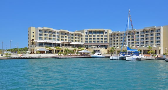Facade view of the Melia Marina Varadero hotel