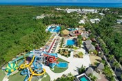 Parque acuático Grand Sirenis desde arriba