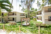 Jardin de Impressive Punta Cana con cama balinesa