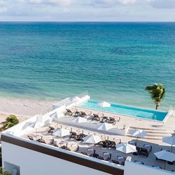 Whala!bavaro piscina en azotea junto al mar