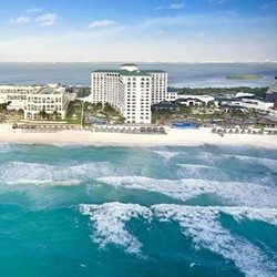 Aerial view of the JW Marriott Cancun hotel