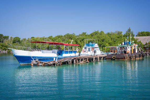 View of pier and boats in Cayo Levisa
