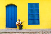 Músicos callejeros en Trinidad