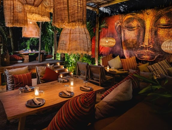 Restaurant furniture and decoration