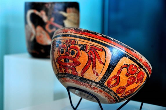 Exposition at the Maya Museum in Cancun