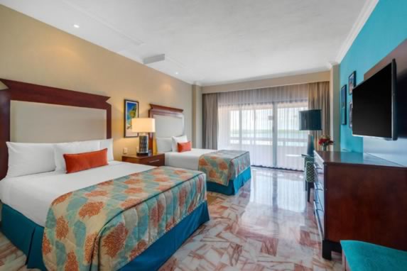 Deluxe Vista al Mar - Omni Cancun Hotel Villas