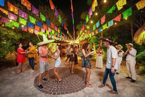 Fiesta en el parque Xoximilco