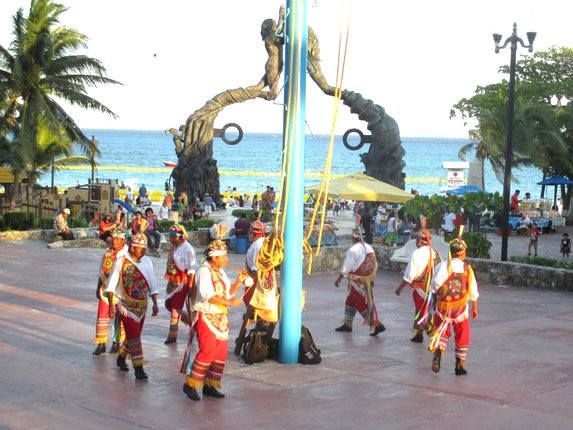 Los Fundadores park, Playa del Carmen