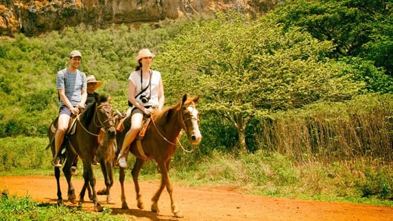 Horse ride through the Viñales Valley