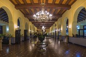 Recepción del hotel Nacional