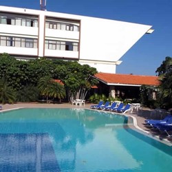 Piscina del hotel Palco