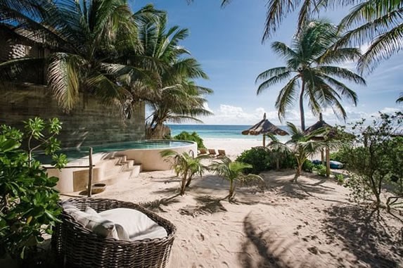 Pool on the beach, Tulum