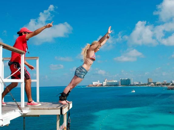 Playa Tortugas, Cancun - salto bungee