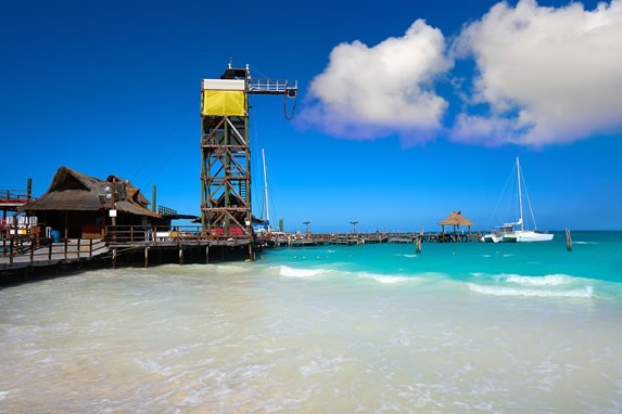 Playa Tortugas, Cancun - Bungee jump station