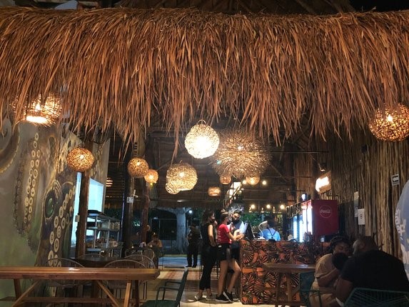Restaurant Zitla Ceiba, Playa del Carmen