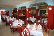 Los Delfines hotel restaurant