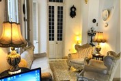 Vapor 156 Boutique Hotel